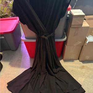Meghan LA Black Maxi Dress p24